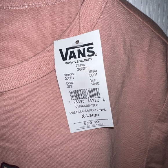 NWT Vans skull/flower print t-shirt - Picture 3 of 5